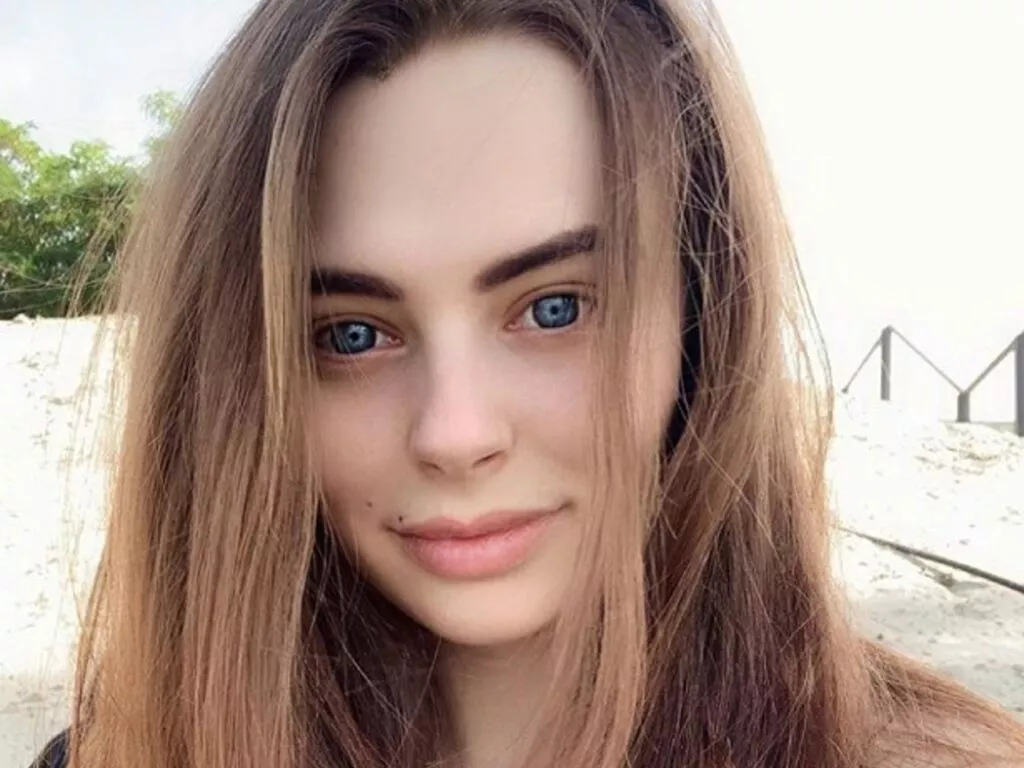 lornadyer on Chaturbate