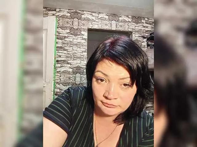Ailin2 on BongaCams