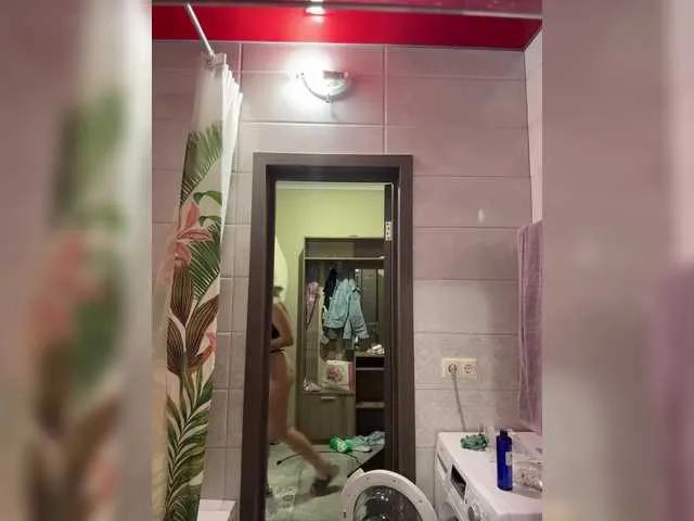 alizii on BongaCams