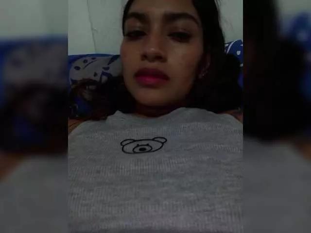 annie-19 on BongaCams 