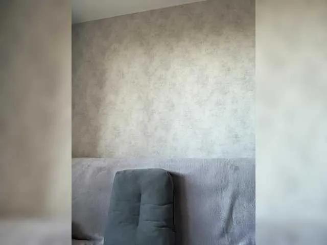 apple15promax on BongaCams 