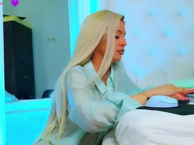 AriannaSins on BongaCams 