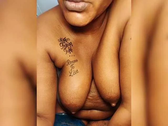 BEENCEE on BongaCams
