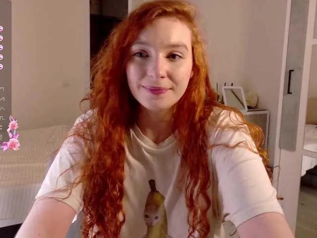cinnabongirl on BongaCams