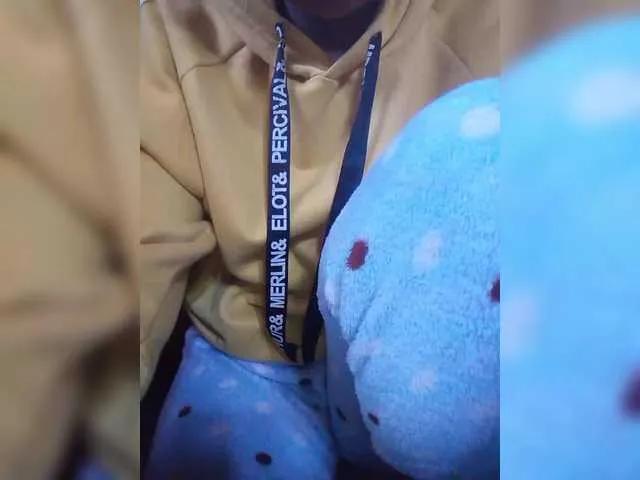 Clarravikuna on BongaCams