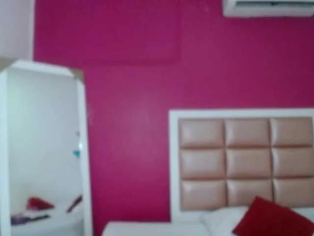 curvy-cumeater on BongaCams