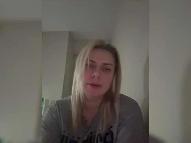 Dayana2104 on BongaCams