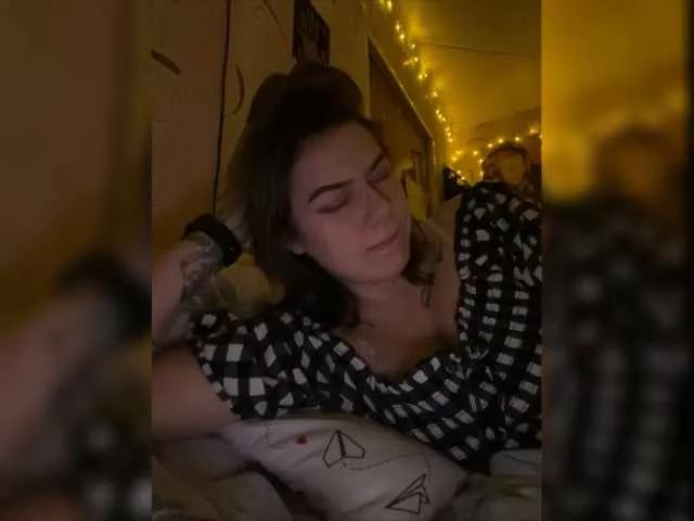 Dayana2104 on BongaCams 