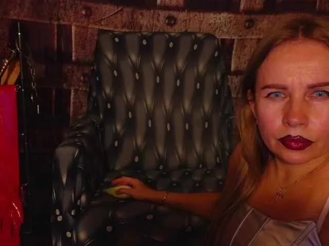 deluxekinky on BongaCams