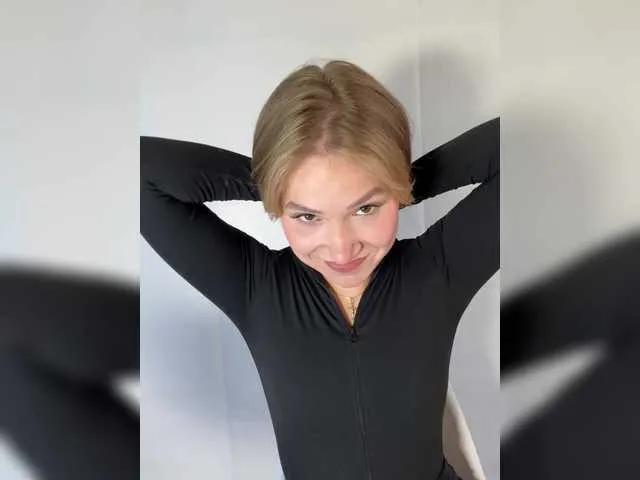 eliselaff on BongaCams