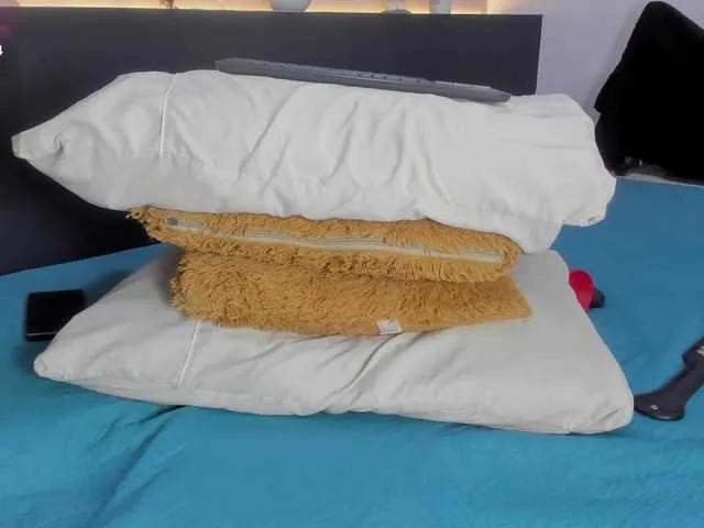 EmmaRouss on BongaCams