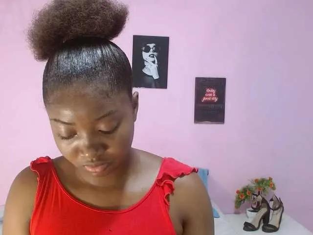fiorela-madison on BongaCams