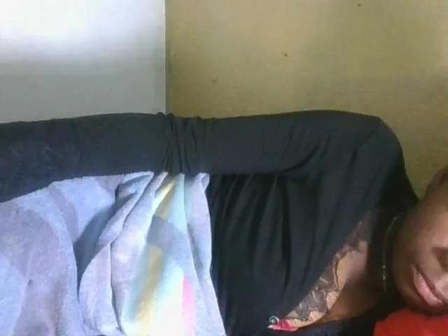 Hemreyi on BongaCams
