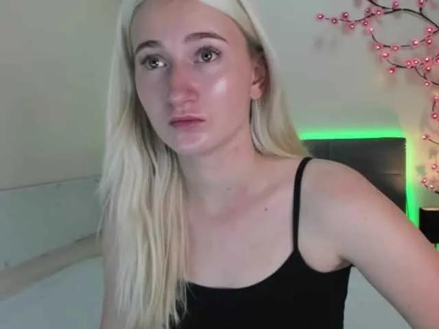 HollyTaillor on BongaCams 