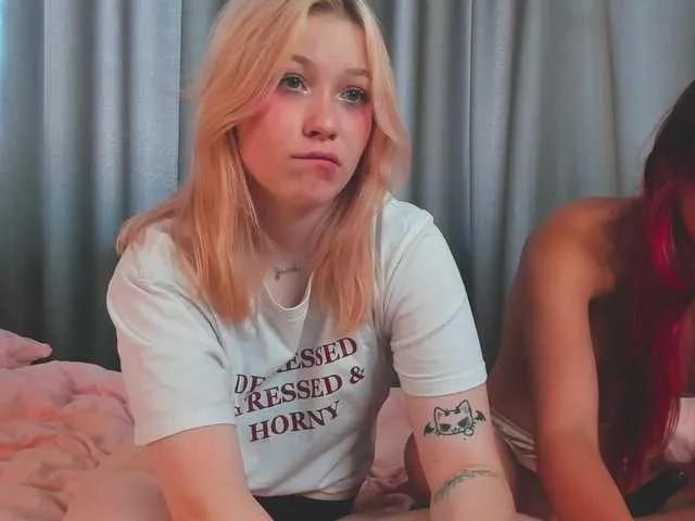 HolyLesly on BongaCams