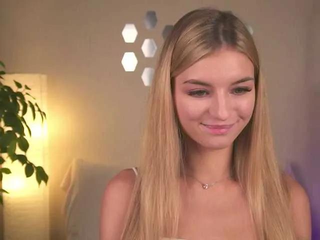ilittleheara on BongaCams