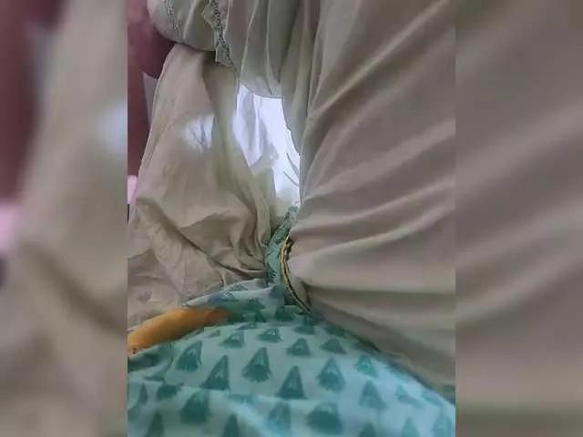 IqraQueen on BongaCams