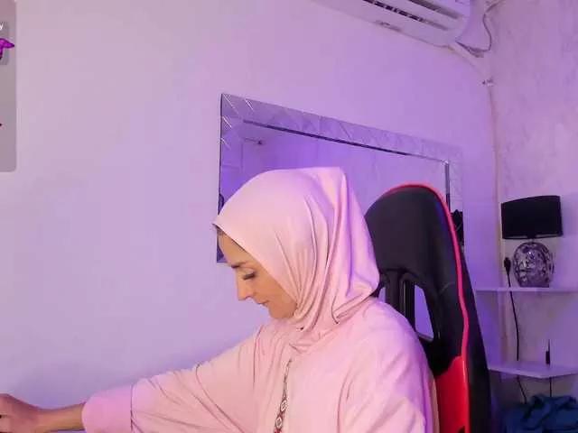 IrisKarimm on BongaCams 