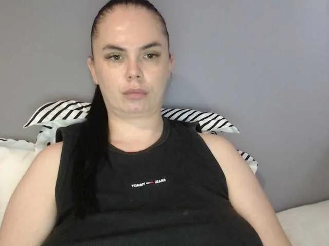 JessicaJolie on BongaCams 