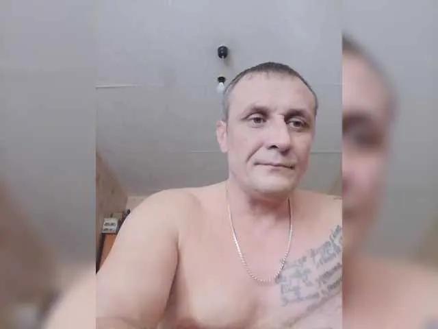John8282 on BongaCams