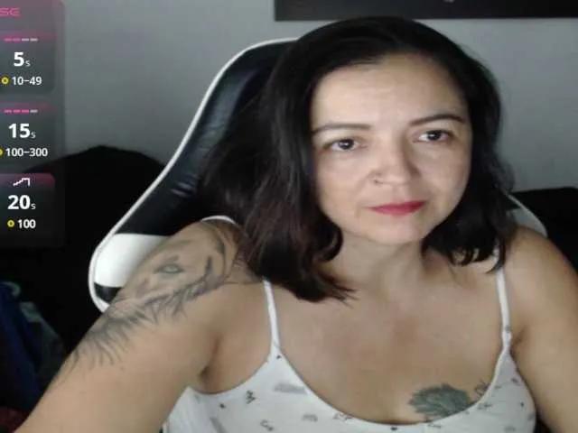katy-lorens on BongaCams