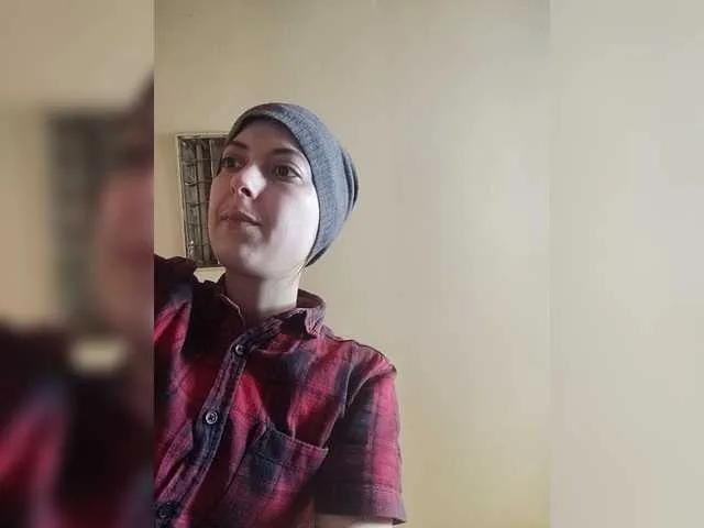 Kira700 on BongaCams