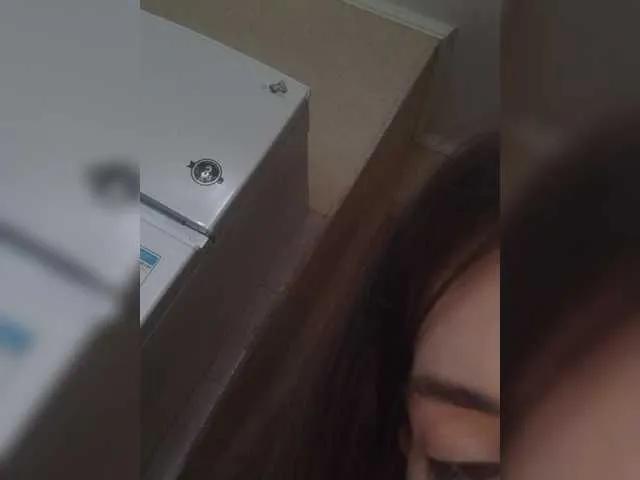 Kissa-is-klassa-a on BongaCams 