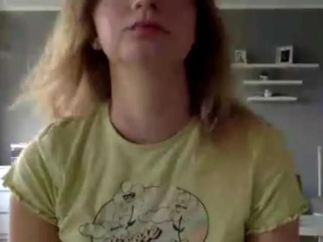 kissMillie on BongaCams 