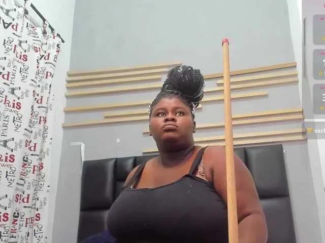 krystalcatro on BongaCams