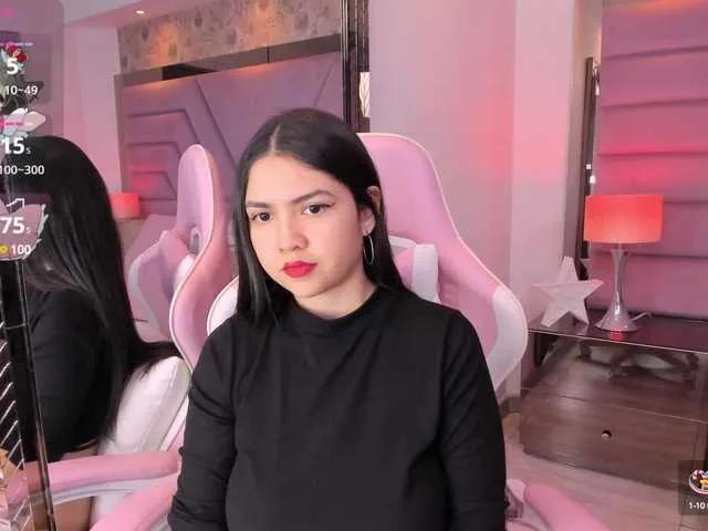 LilyColinns on BongaCams 
