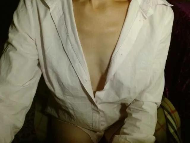 LorraineOSun on BongaCams 