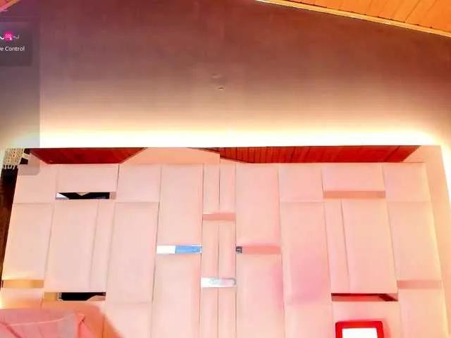 LucianaMorena on BongaCams
