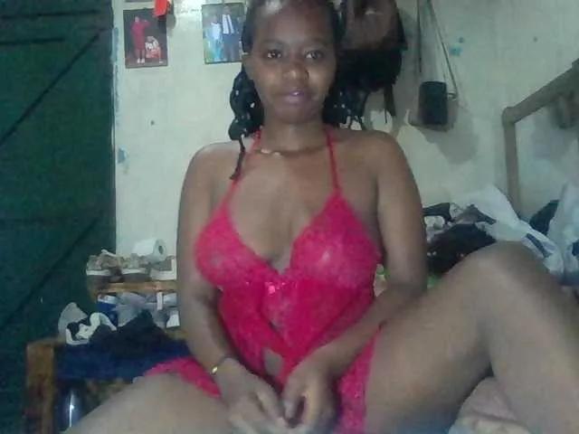 luvlyshee on BongaCams 