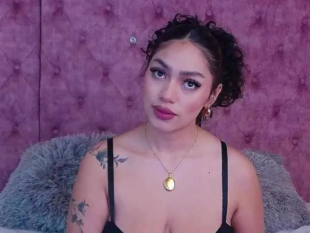 MaddisonBelucci on BongaCams 