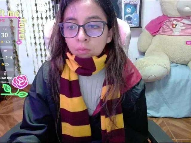 Maggie-Fox on BongaCams 