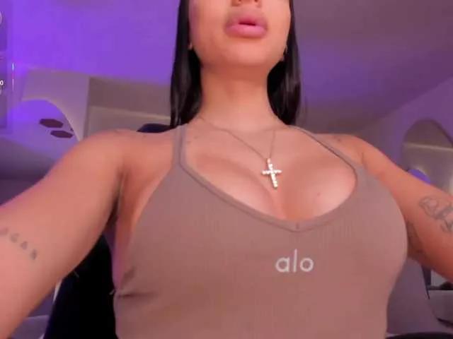 MaraRicci on BongaCams 