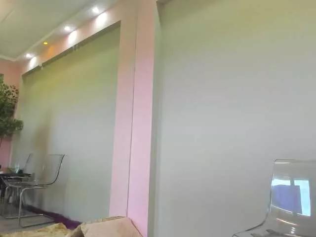 Maya-Hellen on BongaCams 
