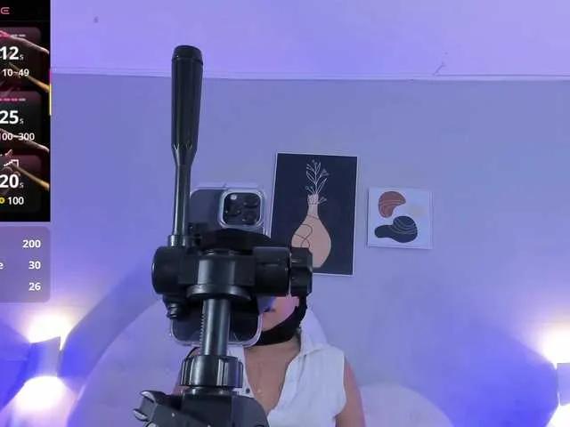 mhia-paris on BongaCams
