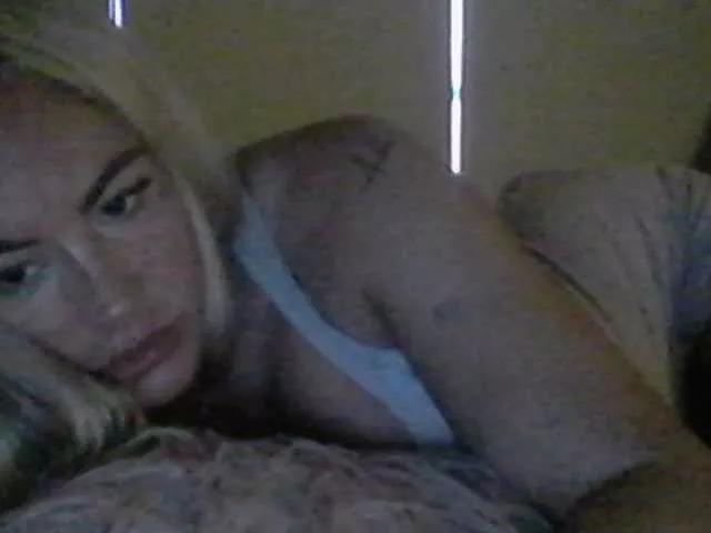 Millisa13 on BongaCams 
