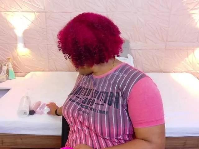 mommy-loves-cock on BongaCams 
