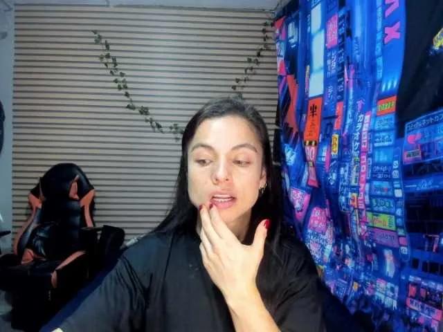 rosse2504 on BongaCams