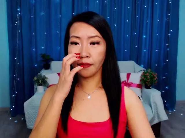Sarahsexygirl on BongaCams