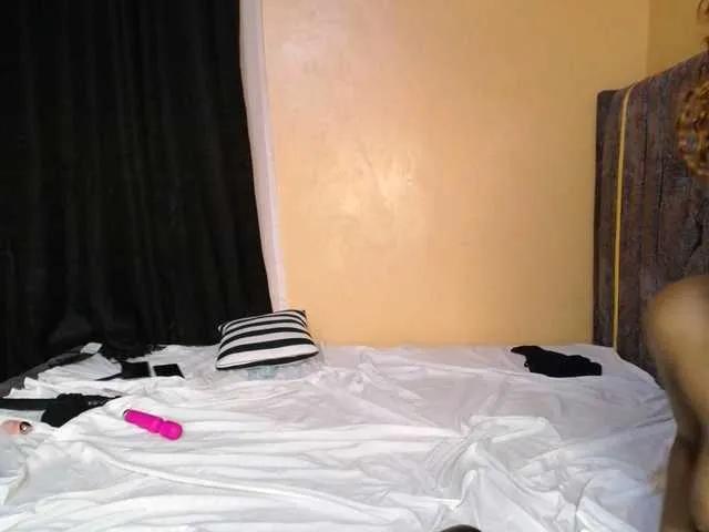 SexxyElsie on BongaCams 