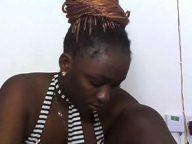 Sexydolly3 on BongaCams