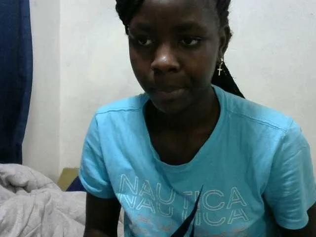 Shaz33 on BongaCams