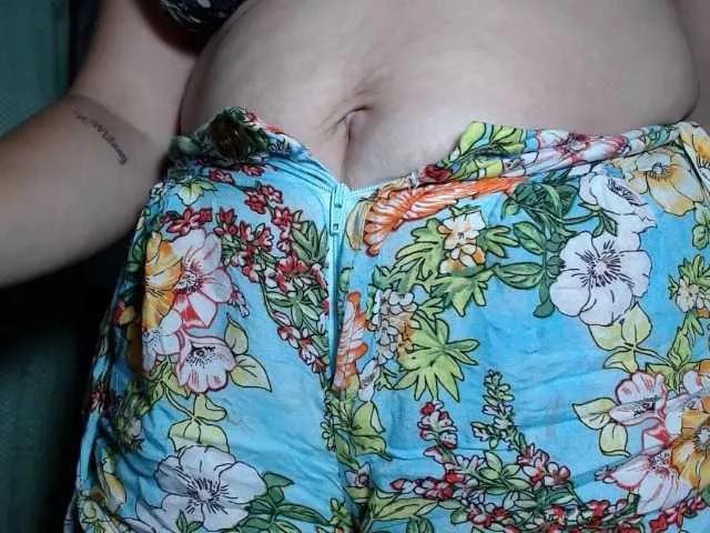 sweetfeeling30 on BongaCams 