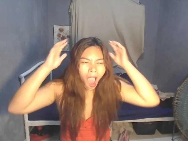 sweetiepiee on BongaCams