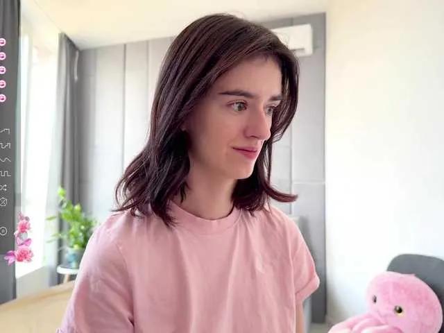 SweetieTati on BongaCams 