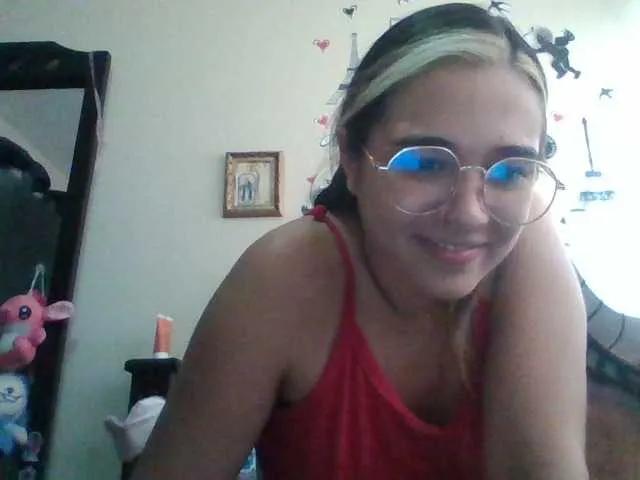 trianabell on BongaCams