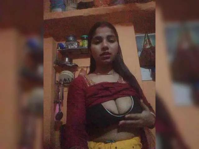 Tunnidelhi on BongaCams 